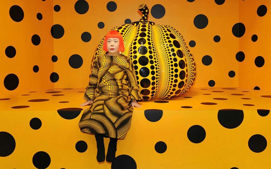 The Captivating World of Yayoi Kusama: A Modern Artist’s Vision